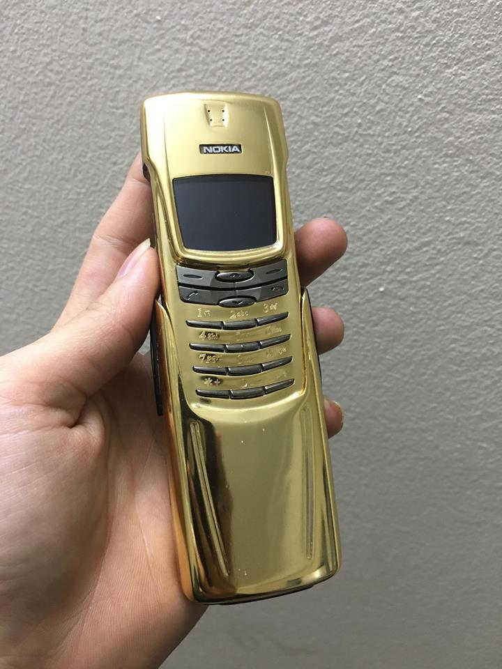 Điện thoại Nokia 8910 (Màn đen trắng) Và Nokia 8910i ( Màn hình màu) Phiên  bản mạ vàng 24k - Di Động Chính Hãng